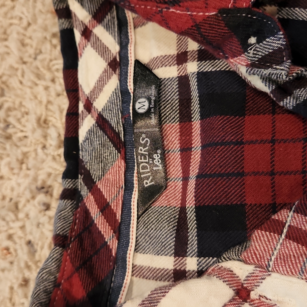 Button-up Bundle - Picture 2 of 7
